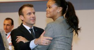 Rihanna et Macron au Sénégal