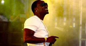 Akon, Chanteur