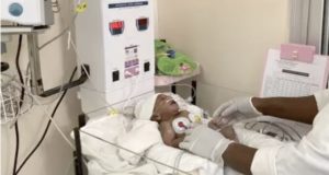 Hôpital : obsolescence du système de santé du Sénégal, bébé en couveuse