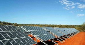 Le Chancelier allemand Olaf Scholz et Macky Sall inaugure la centrale photovoltaïque de Diass au Sénégal