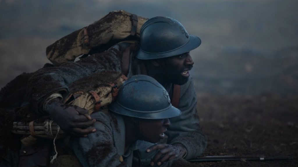 Omar Sy et Alassane Diong dans le film Tirailleurs 