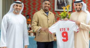 Samuel Eto’o en visite à Dakar avec une délégation du Qatar