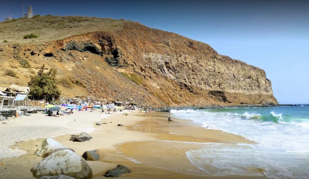 Plage des Mamelles à Ouakam, à Dakar au Sénégal