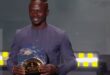 Sadio Mané remporte la première édition du prix Socrates, ballon d'or 2022, France football