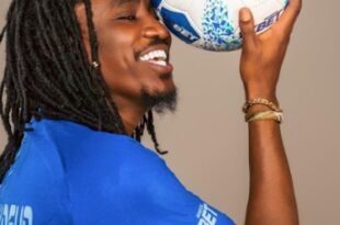 Wally Seck en tenue de sportif pour représenter 1xBet, le numéro 1 du pari au Sénégal
