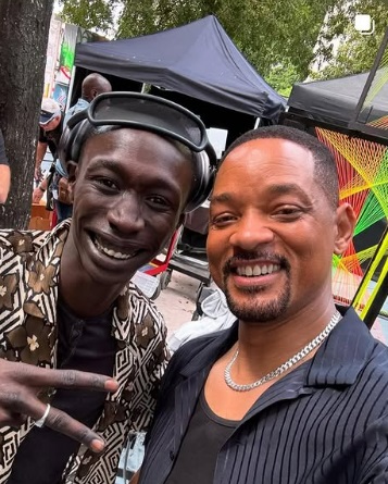 Khaby Lame prend la pose aux côtés de Will Smith avant d'être arrêté et expulsé des Etats-Unis