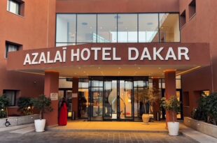 Azalaï Hôtel Dakar vous ouvre les portes d'un univers de luxe à l'africaine et de raffinement.